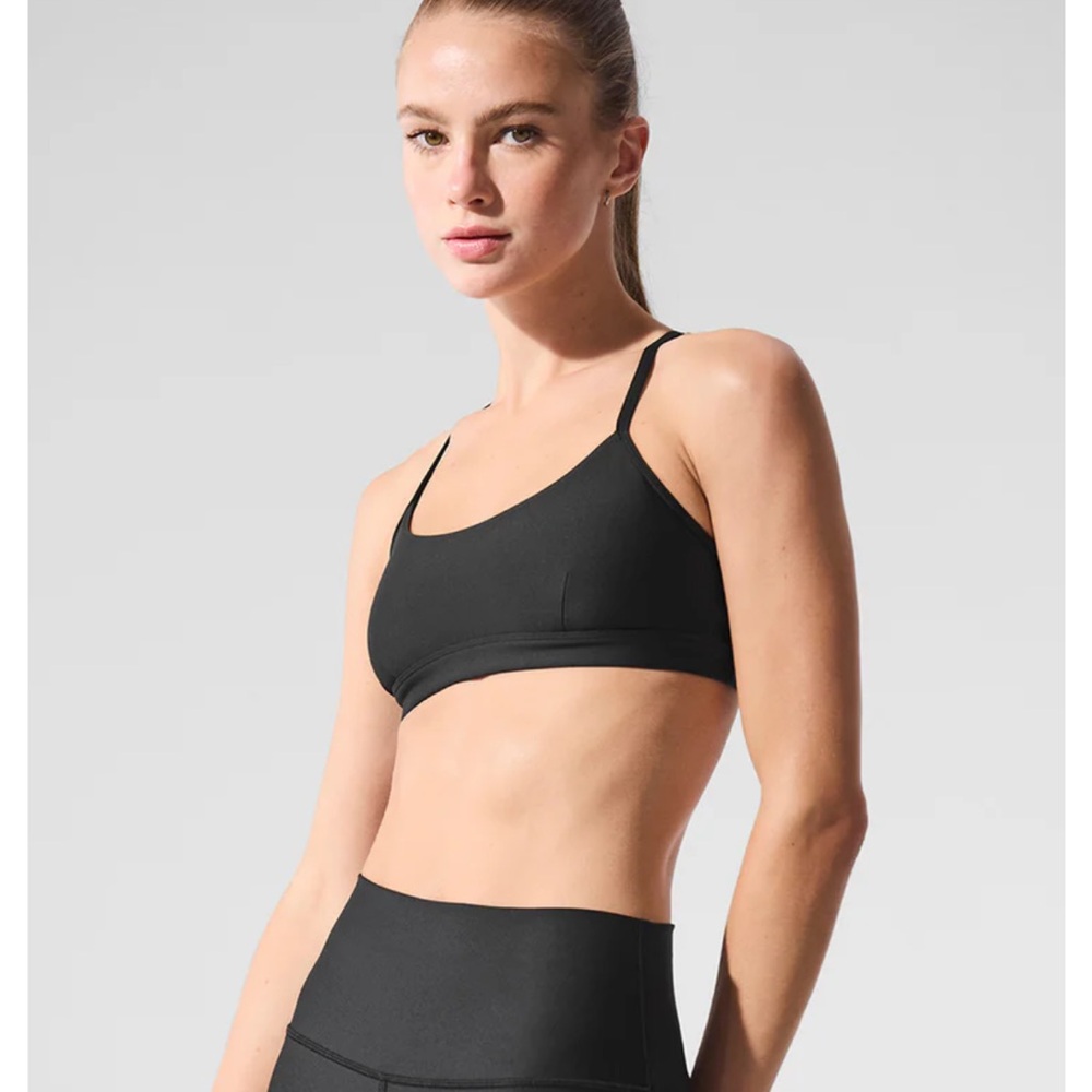 Alo Black Airlift Intrigue Bra, Size Small